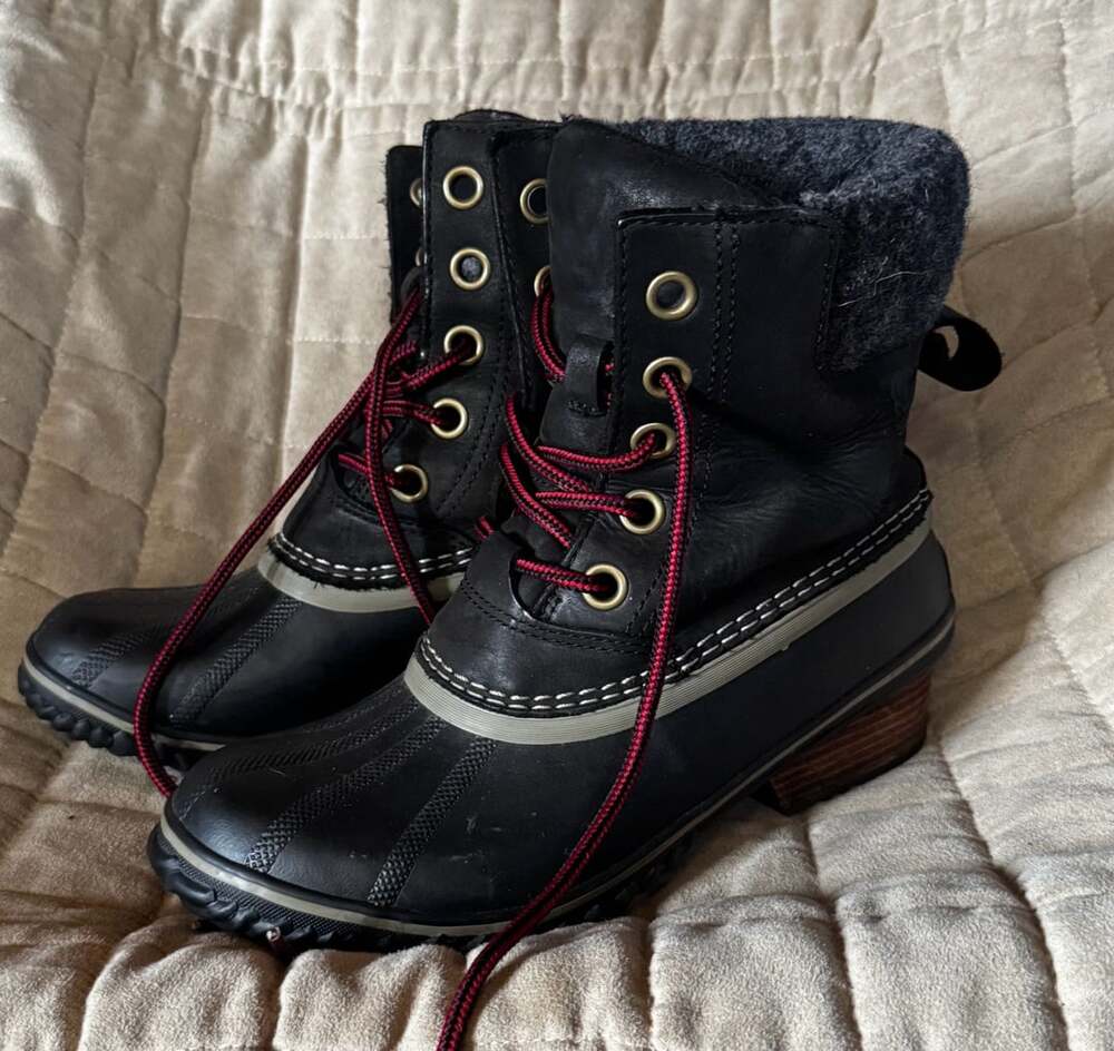 Sorel Slimpack II Lace up Black Leather Waterproof Winter Boots size W 7.5